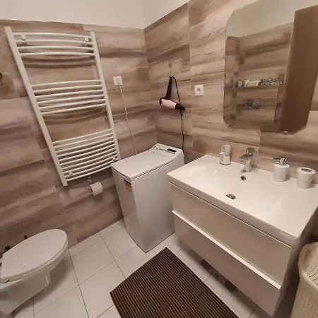 Katica Nyaralo Apartment *