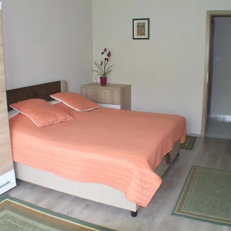 Katica Nyaralo Apartment
